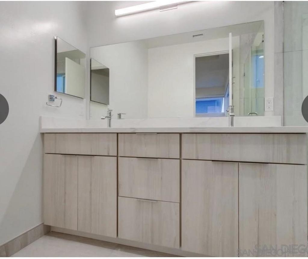 1166 Holly Ave - Photo 12