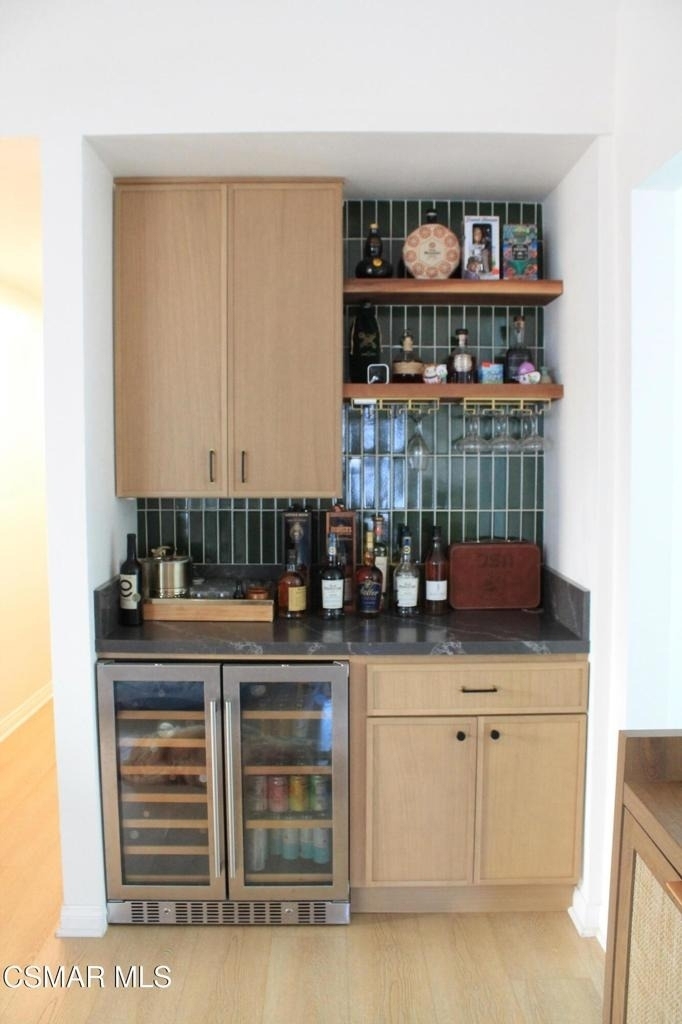 2084 Latham Street - Photo 6