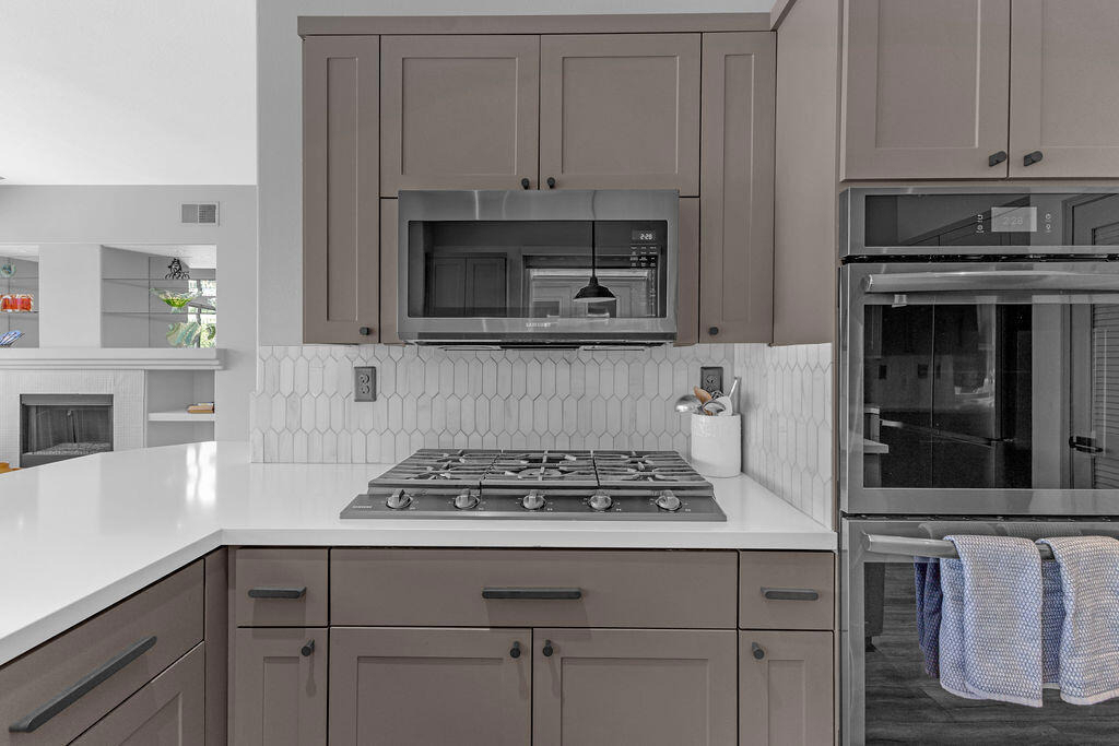 93 Kavenish Drive - Photo 3