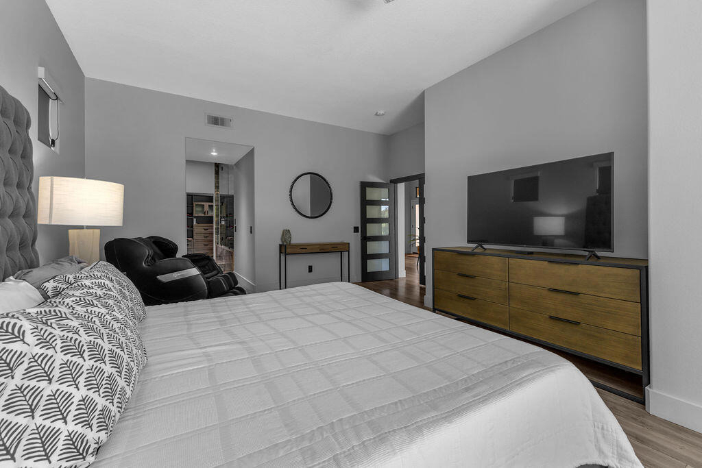 93 Kavenish Drive - Photo 36