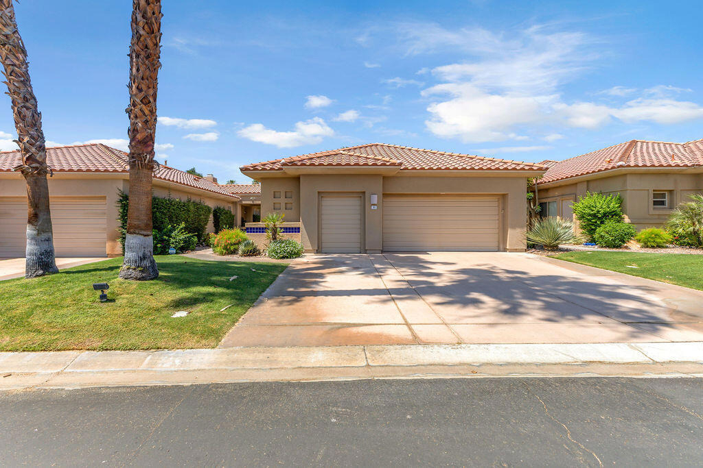 93 Kavenish Drive - Photo 0