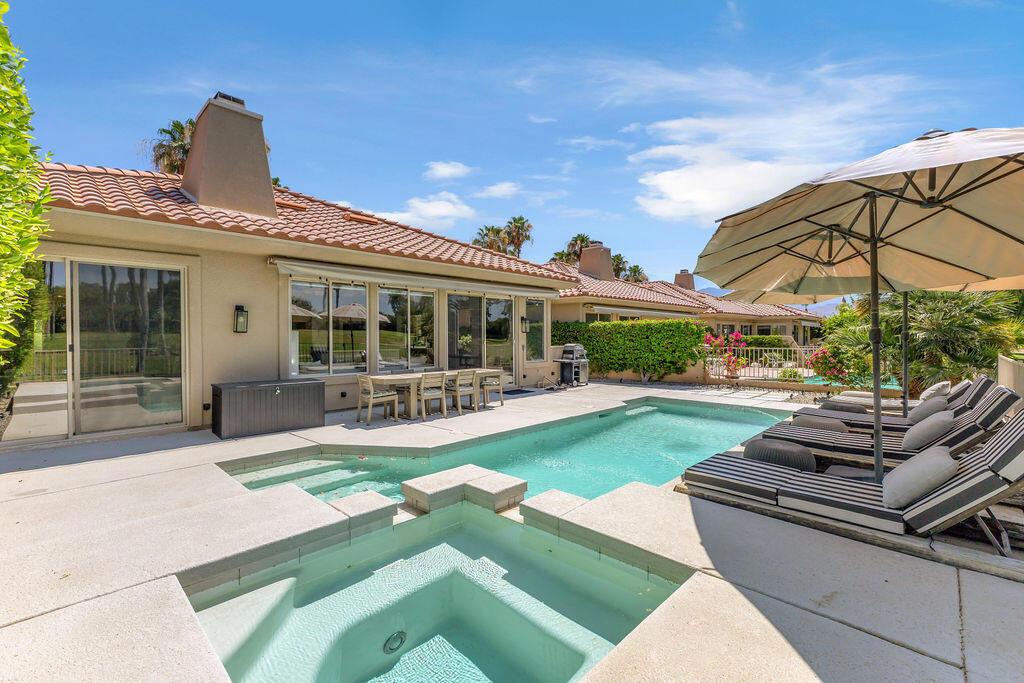 93 Kavenish Drive - Photo 44