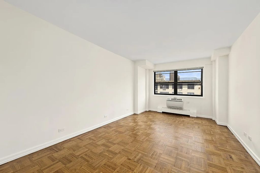  East 79th Street - Photo 1