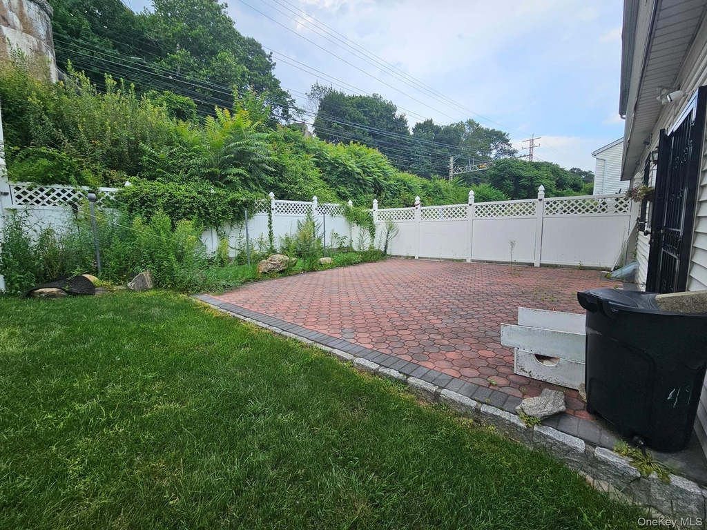 49 Beechwood Avenue - Photo 16