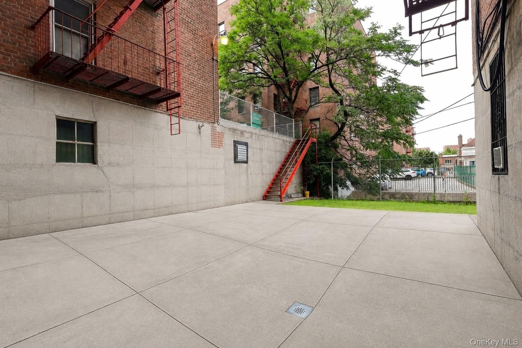 99-15 66 Avenue - Photo 21