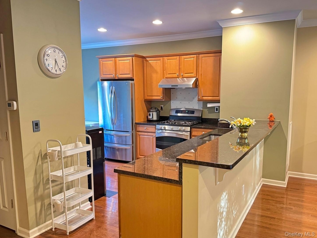 54 Fairways Drive - Photo 3