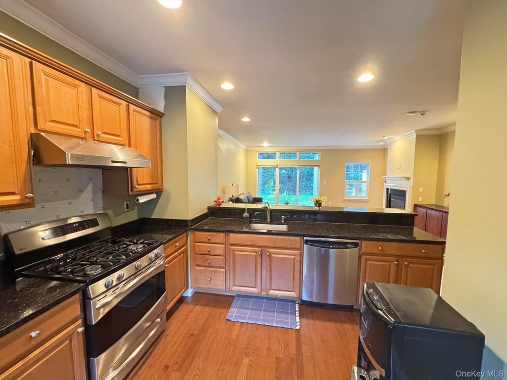 54 Fairways Drive - Photo 9