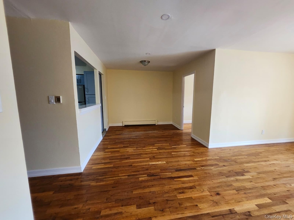 165-19 Chapin Pkwy - Photo 2