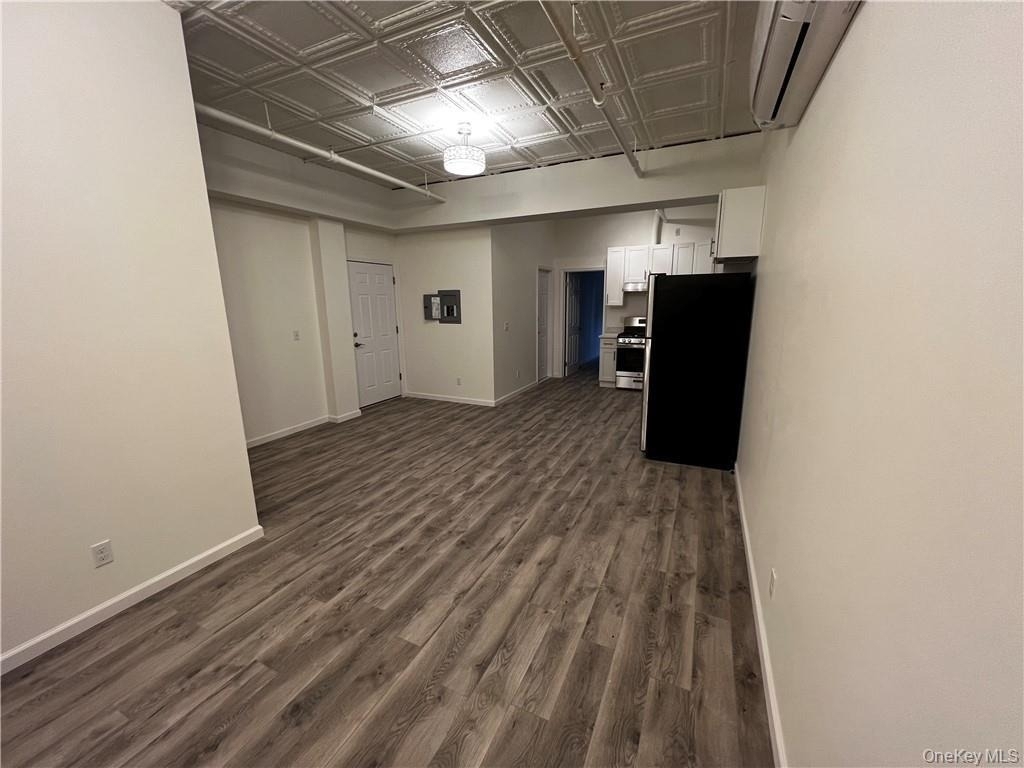 102 North Street - Photo 2