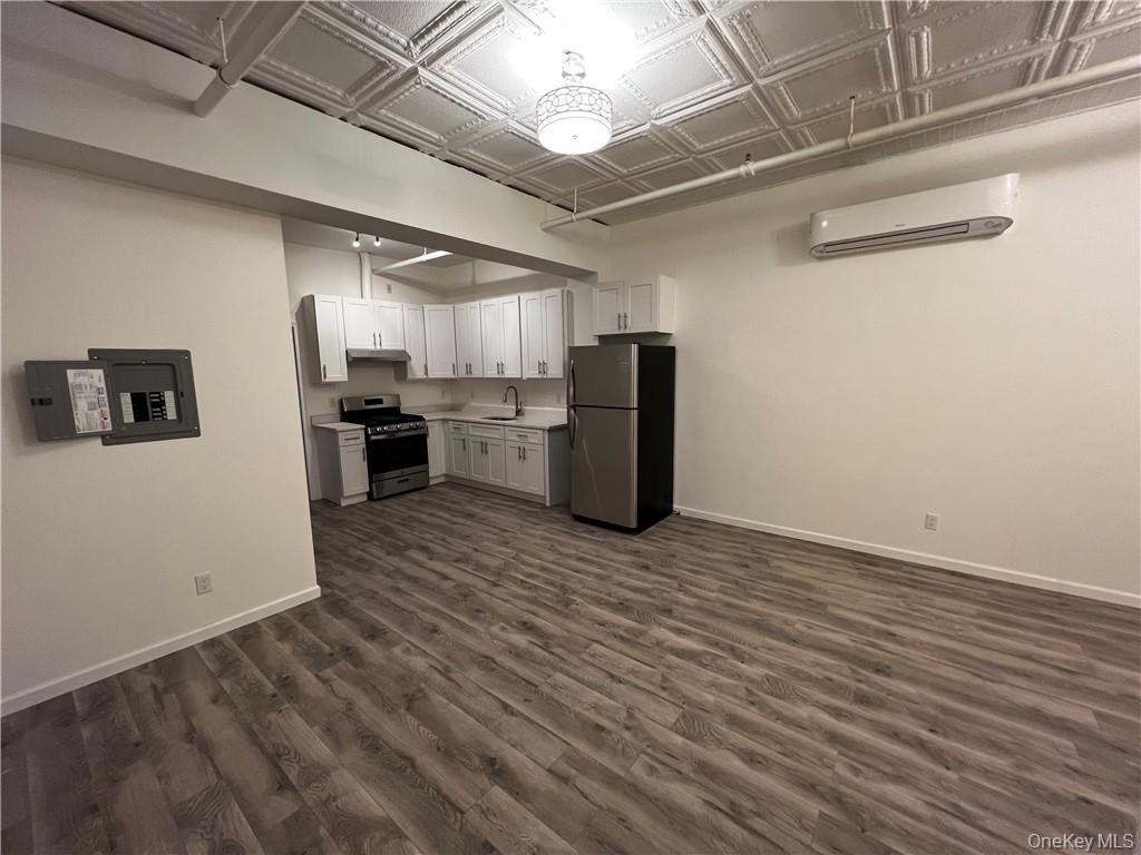 102 North Street - Photo 1