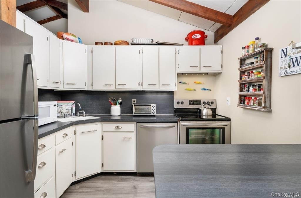 102 Fanning Avenue - Photo 9