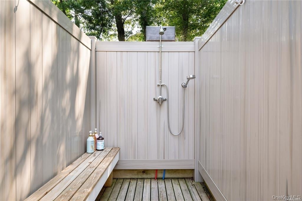 102 Fanning Avenue - Photo 17