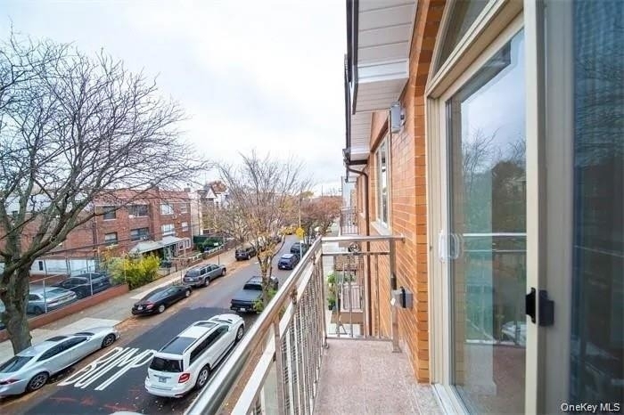 39-55 57 Street - Photo 5
