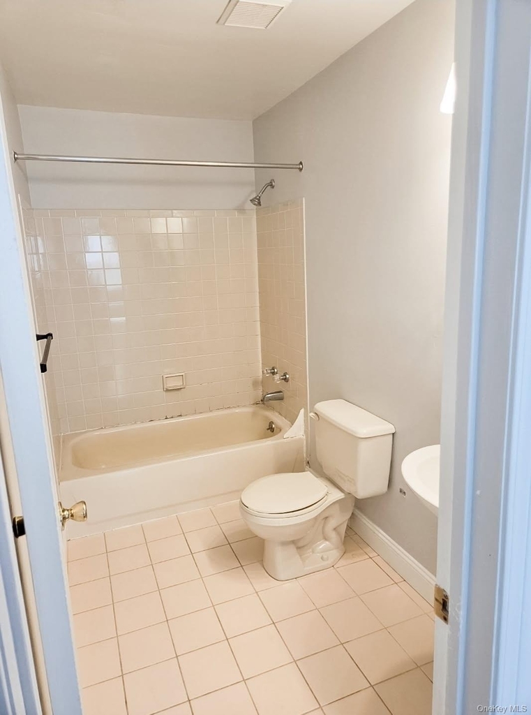 41 Maple Wing Boulevard - Photo 5