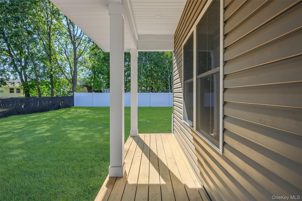 557 Canal Road - Photo 2