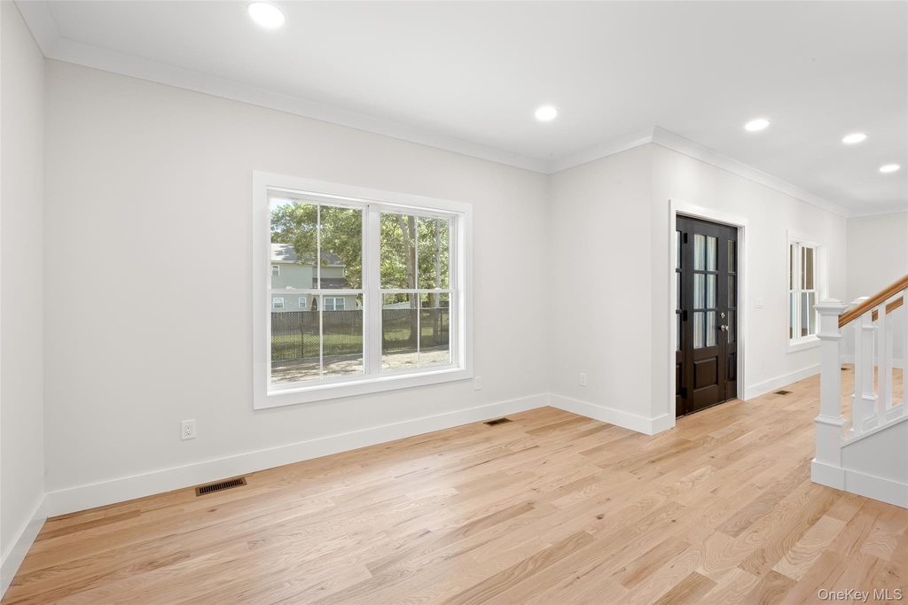 557 Canal Road - Photo 7