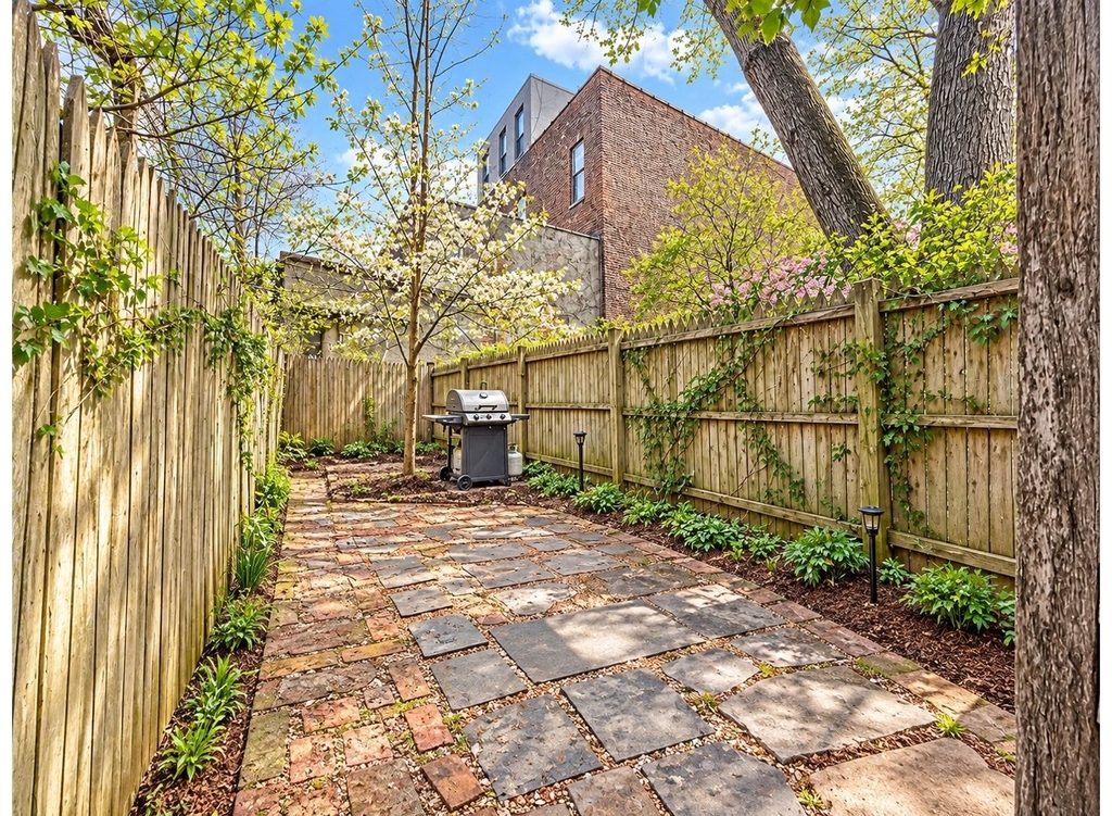 265 St James Place - Photo 8