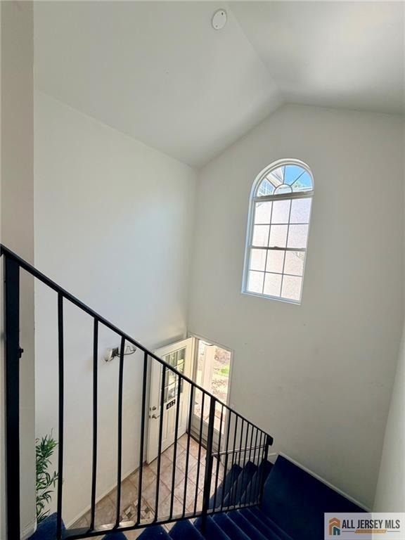 412 Plymouth Road - Photo 3