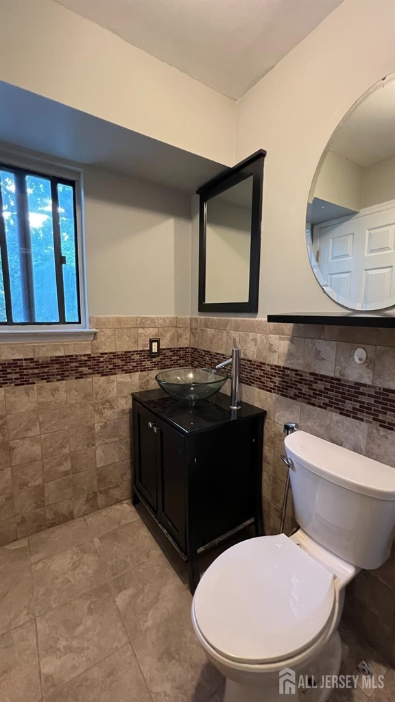 412 Edison Glen Terrace - Photo 9