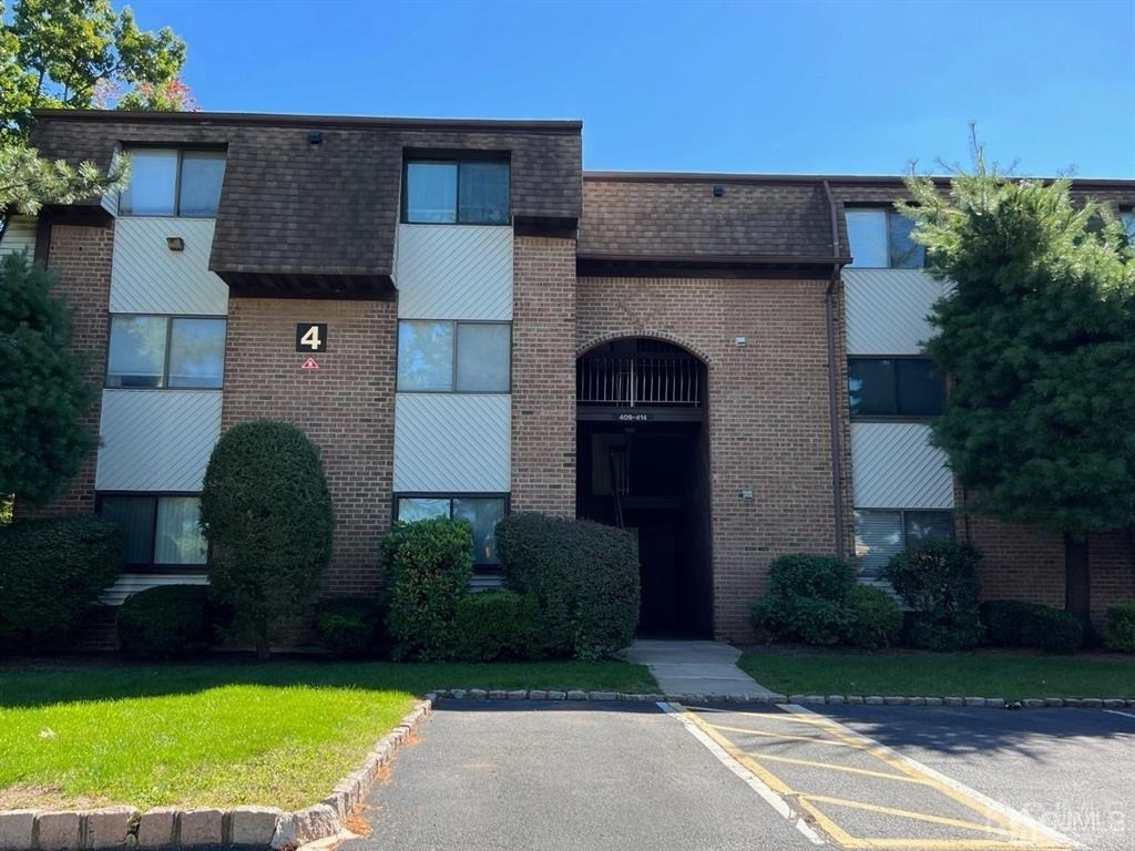 412 Edison Glen Terrace - Photo 1