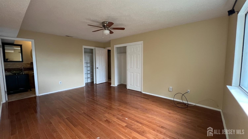 412 Edison Glen Terrace - Photo 10
