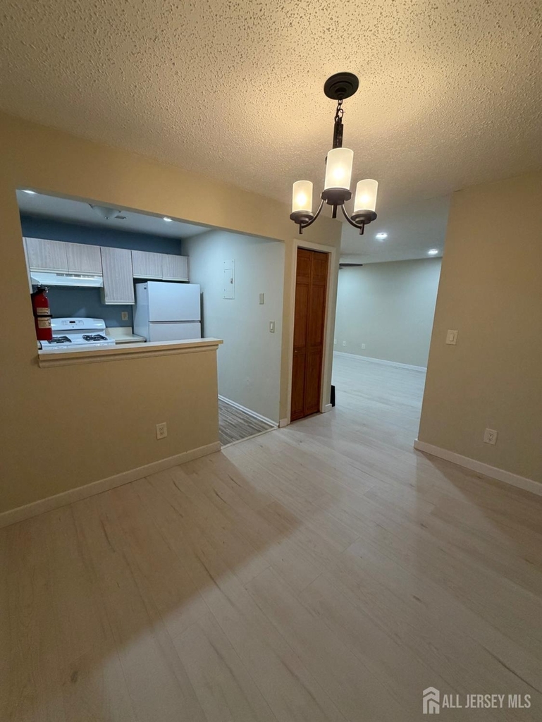 11 Tanglewood Court - Photo 10