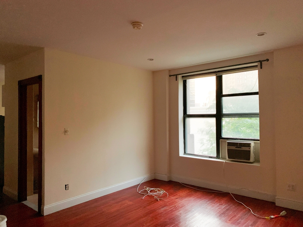 568 Pacific Street - Photo 1
