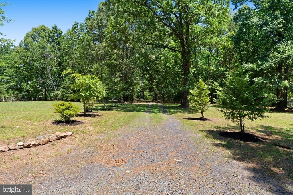 8405 Shirley Road - Photo 40