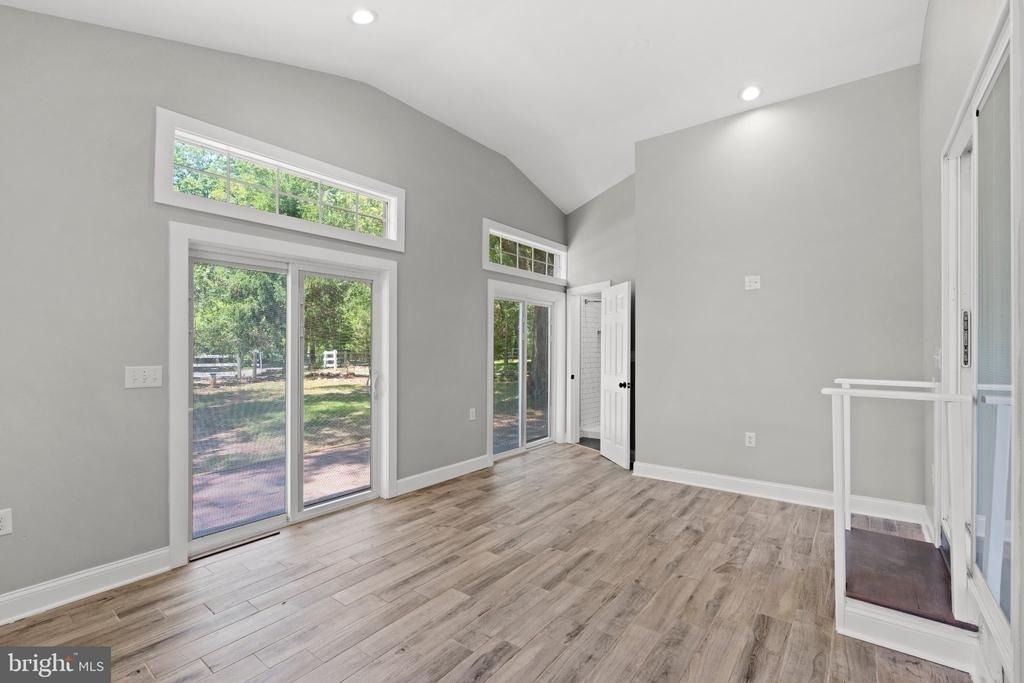 8405 Shirley Road - Photo 4