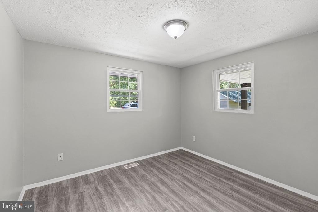 8405 Shirley Road - Photo 19
