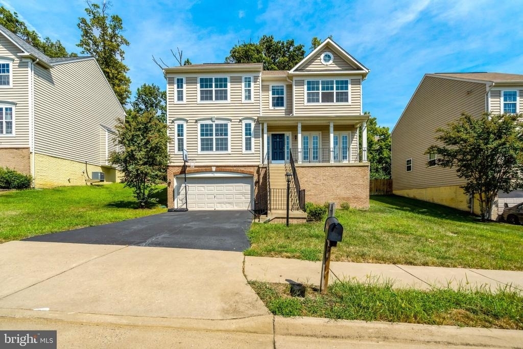 3000 American Eagle Boulevard - Photo 0