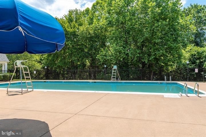 6805 Hollow Glen Court - Photo 47