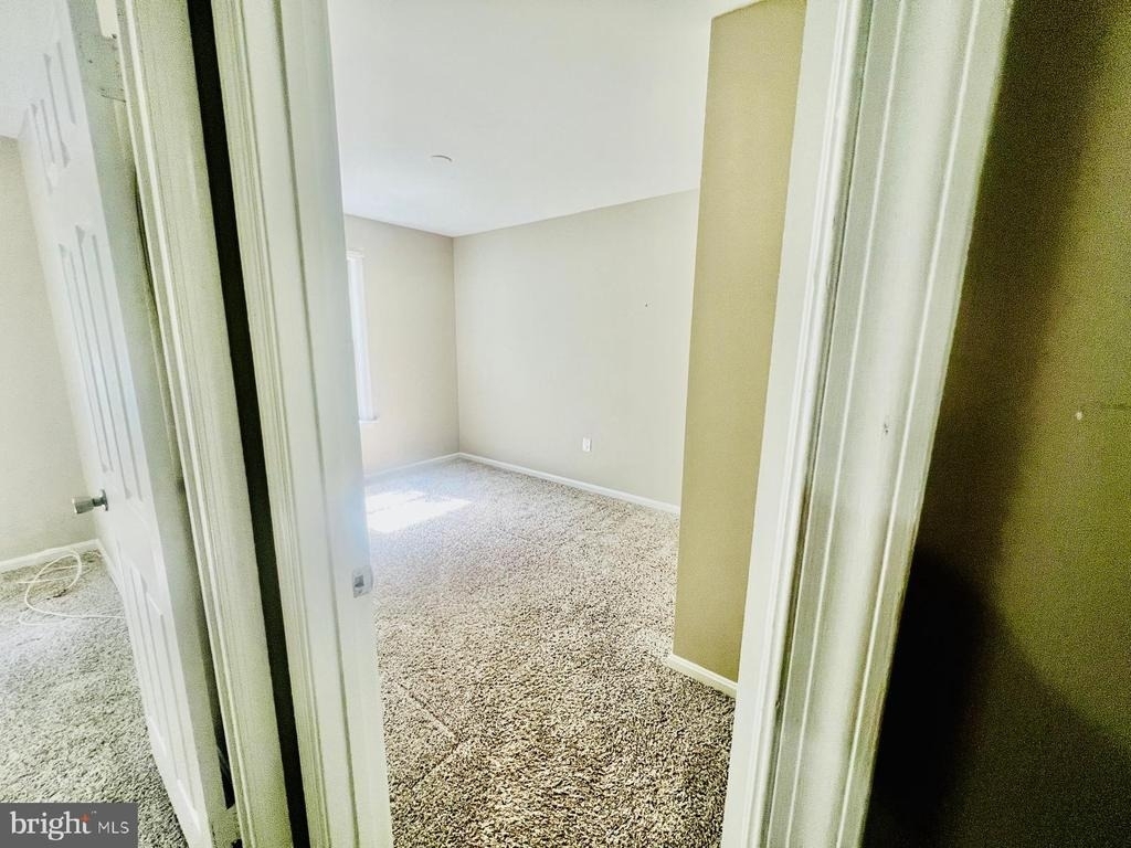 4704 S Park Court - Photo 33