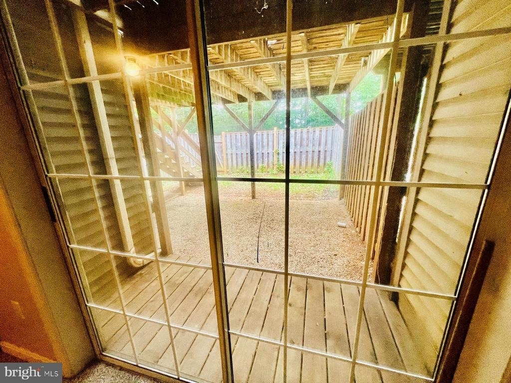 4704 S Park Court - Photo 15