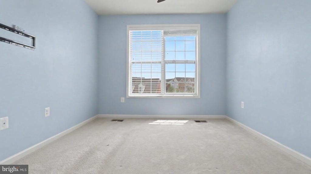 43031 Foxtrail Woods Terrace - Photo 22