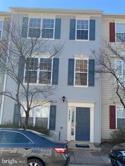 22907 Benson Terrace - Photo 0