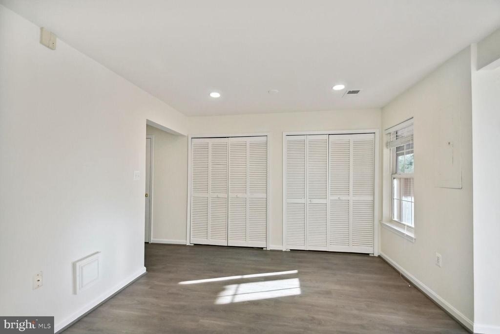 211 Golden Larch Terrace Ne - Photo 2