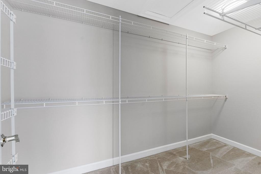 9546 Lagersfield Circle - Photo 22