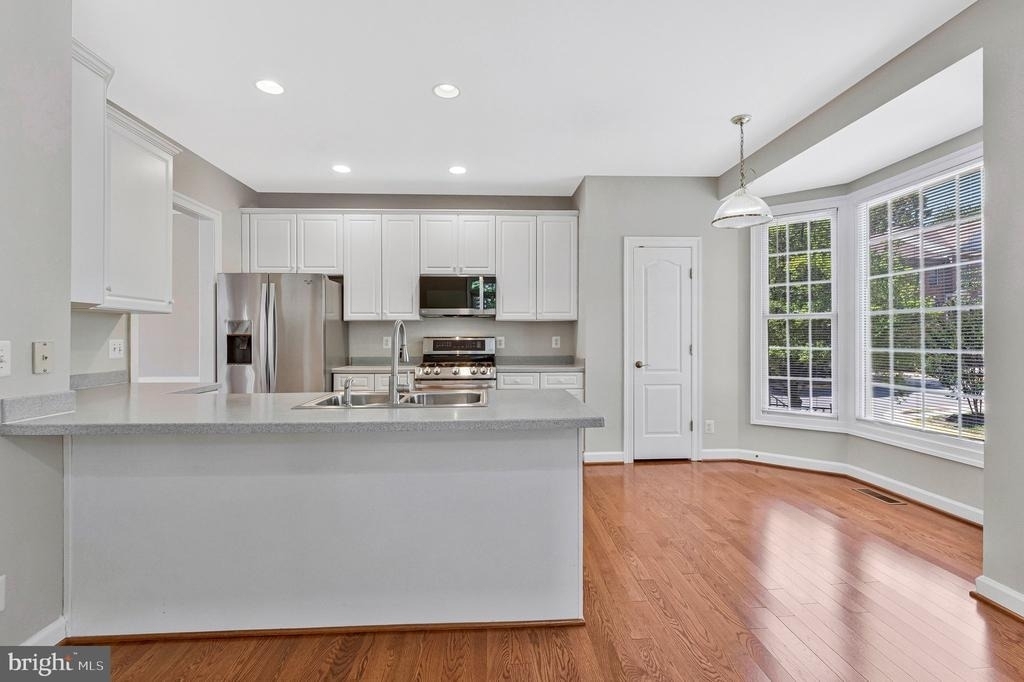 9546 Lagersfield Circle - Photo 5