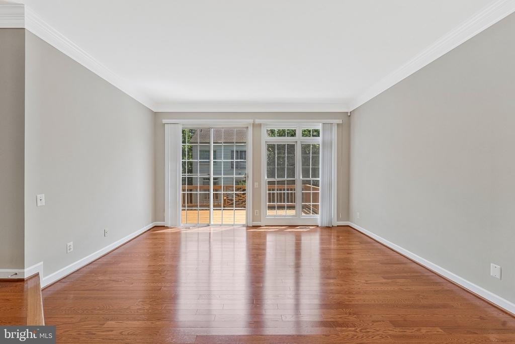 9546 Lagersfield Circle - Photo 9