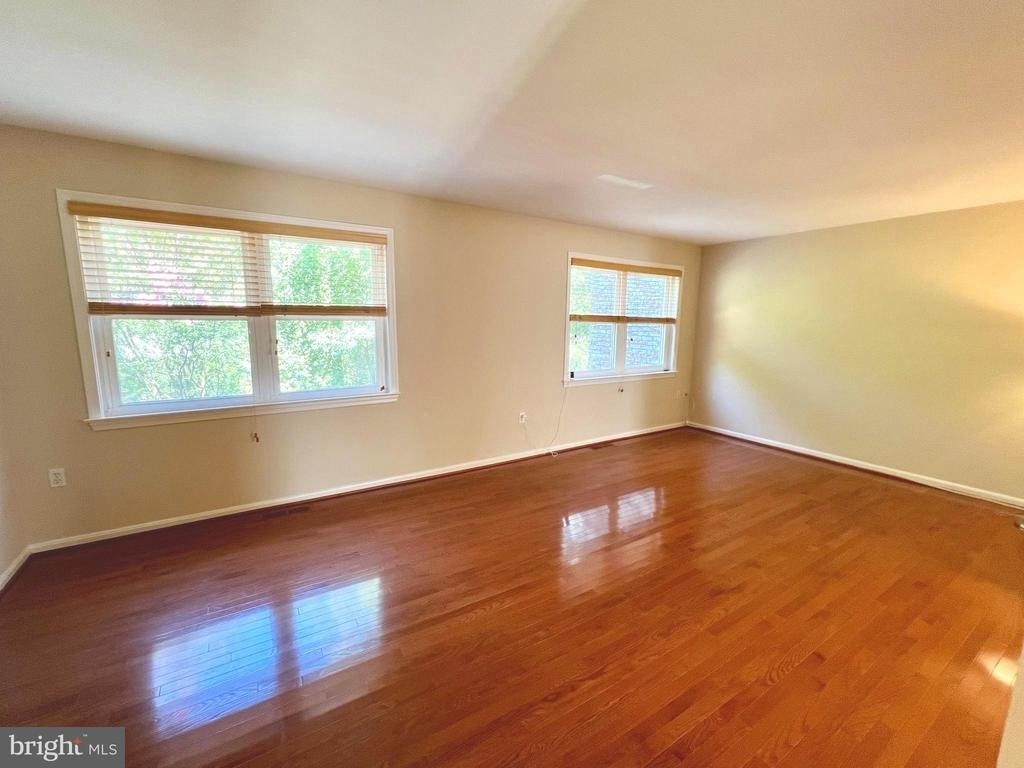 8124 Larkin Lane - Photo 2