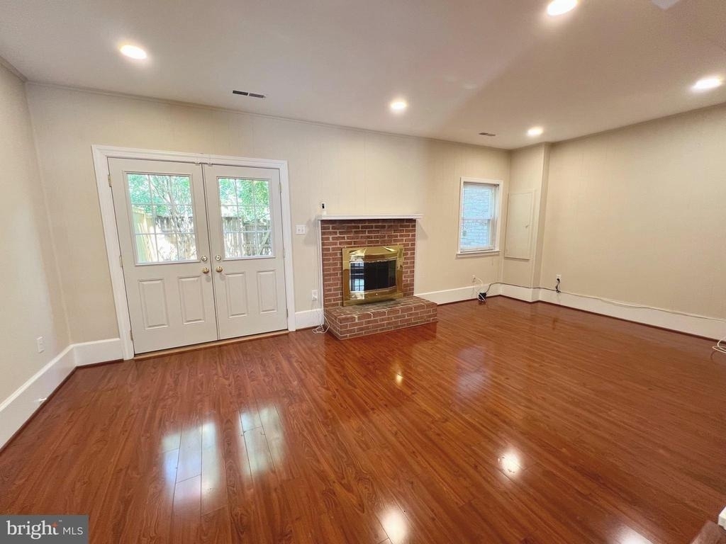 8124 Larkin Lane - Photo 34