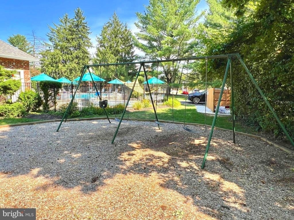 8124 Larkin Lane - Photo 44