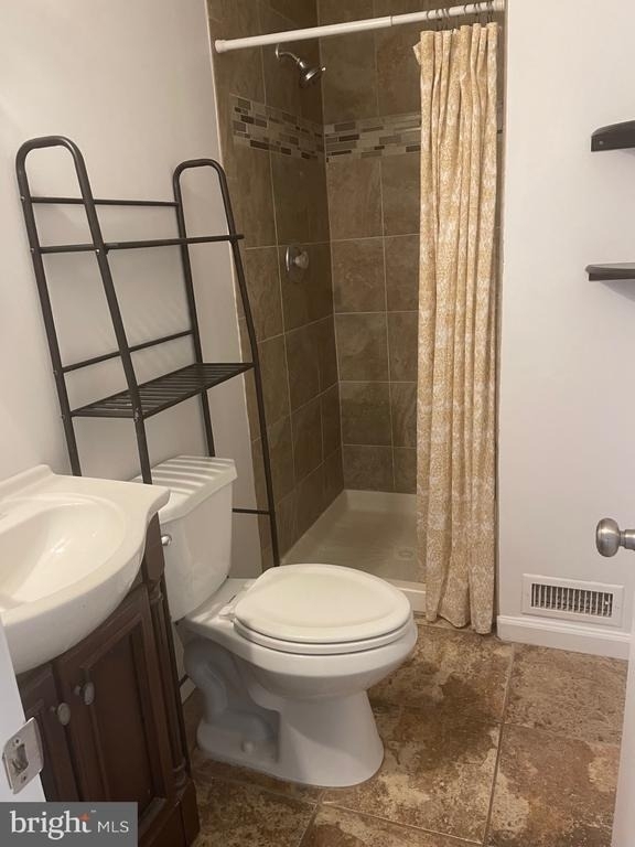 5405 New London Park Drive - Photo 10