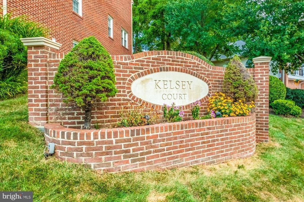 6008 Kelsey Court - Photo 56
