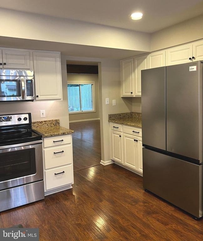 2312 Glade Bank Way - Photo 2