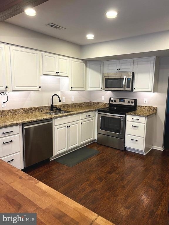 2312 Glade Bank Way - Photo 1