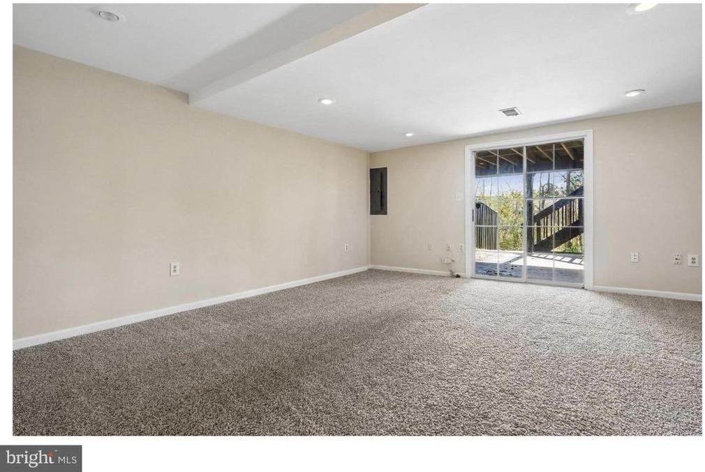 14033 Betsy Ross Lane - Photo 20