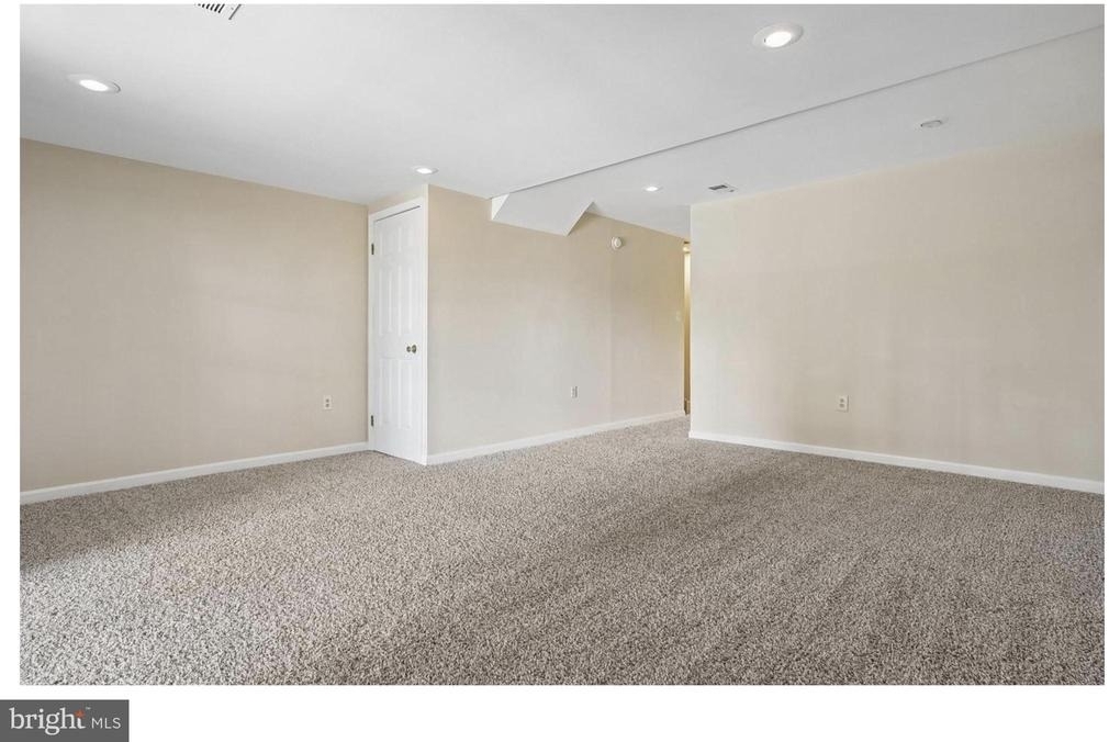 14033 Betsy Ross Lane - Photo 22