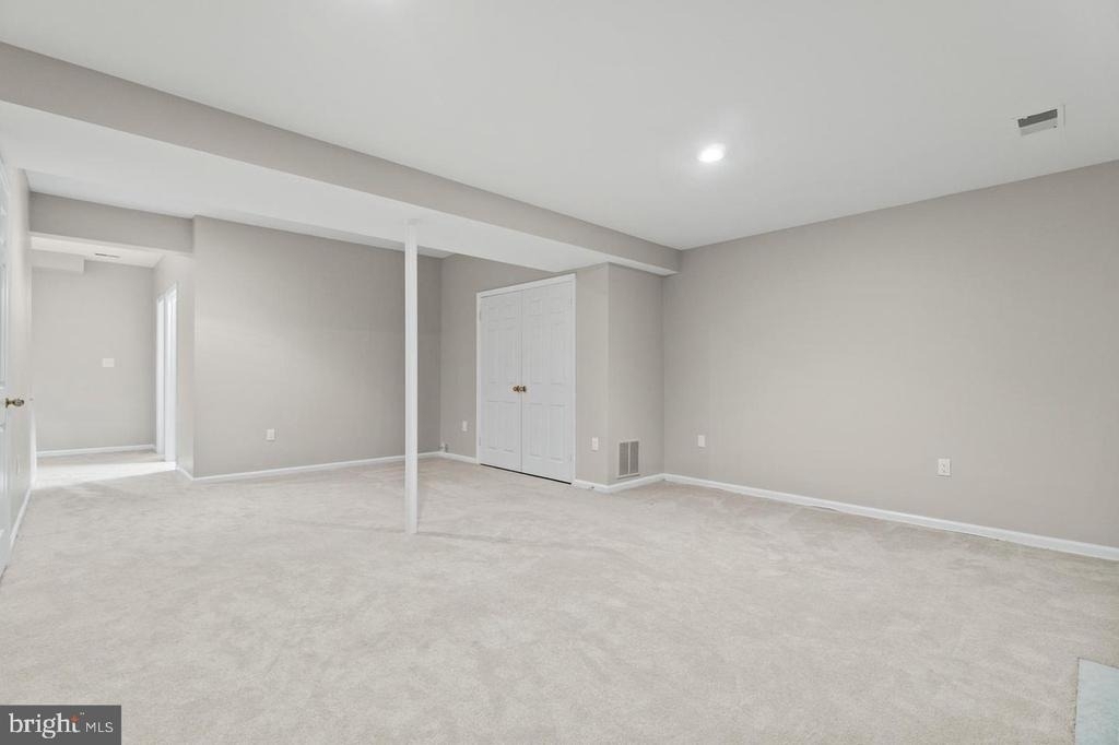 6141 Summer Park Lane - Photo 15